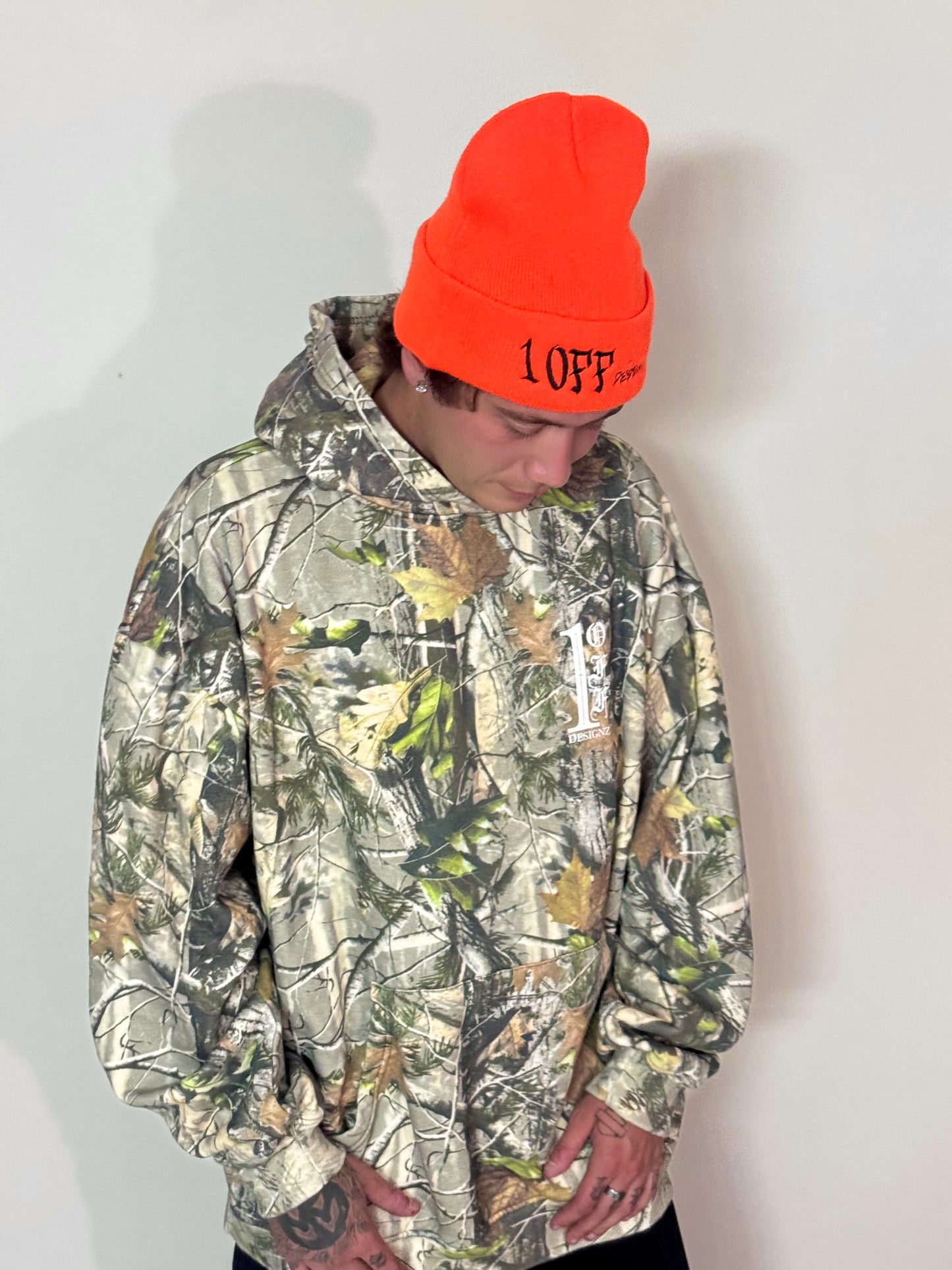 Hooded Off The Grid!